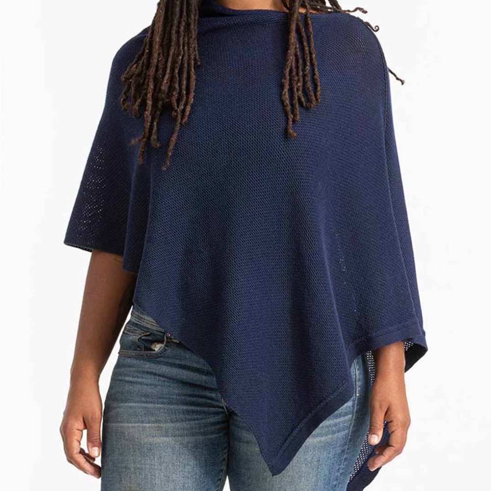 Cocoon Nursing Cover by amma